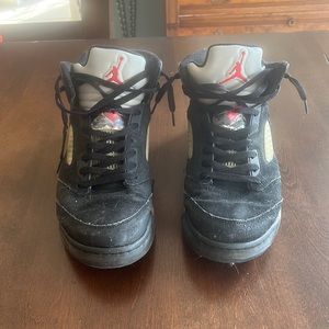 Jordan 5 Black Metallic